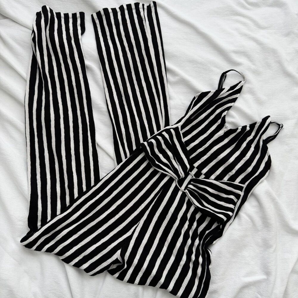 Love Tree Black & White Striped Jumpsuit Women S Sleeveless One-Piece Regular